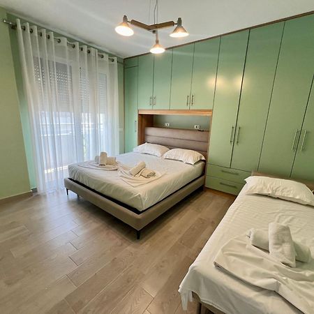 The Wish House Apartment โกเลม ภายนอก รูปภาพ