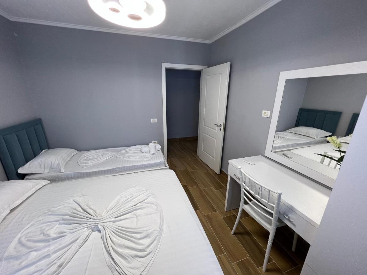 The Wish House Apartment โกเลม ภายนอก รูปภาพ