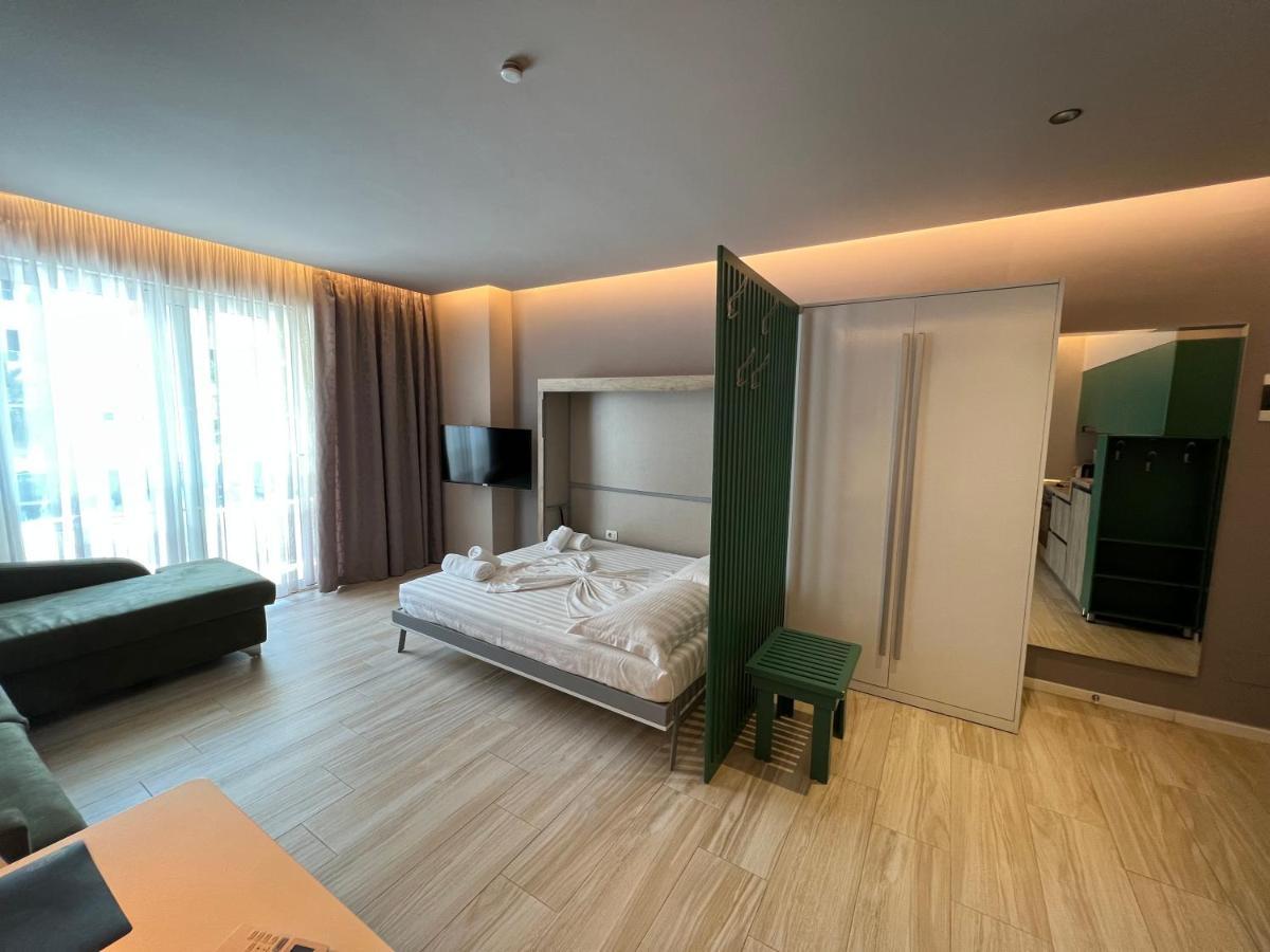 The Wish House Apartment โกเลม ภายนอก รูปภาพ