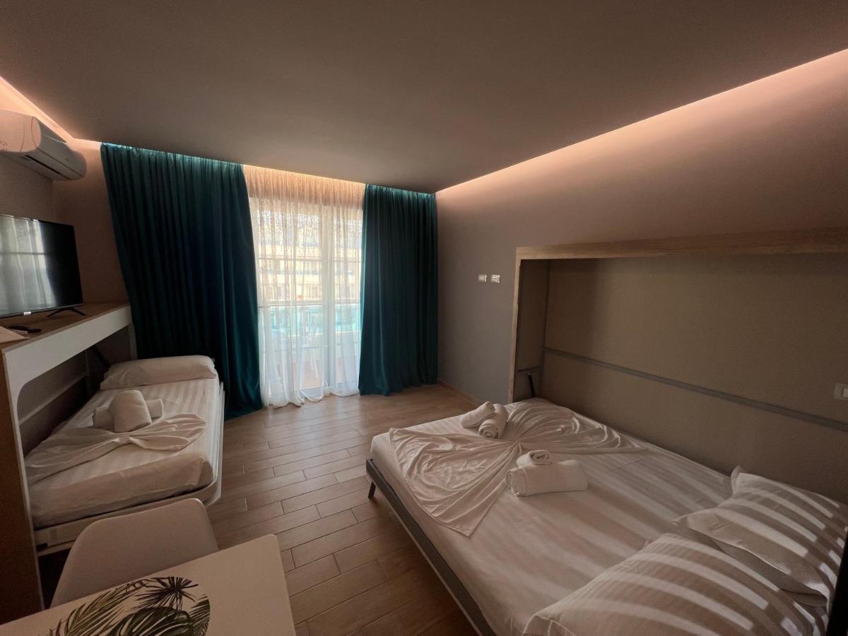 The Wish House Apartment โกเลม ภายนอก รูปภาพ