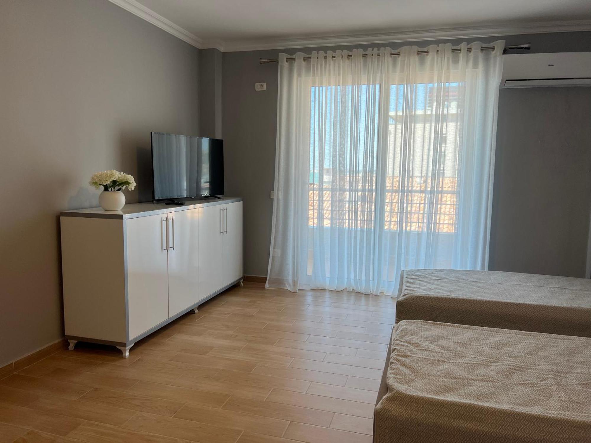 The Wish House Apartment โกเลม ภายนอก รูปภาพ