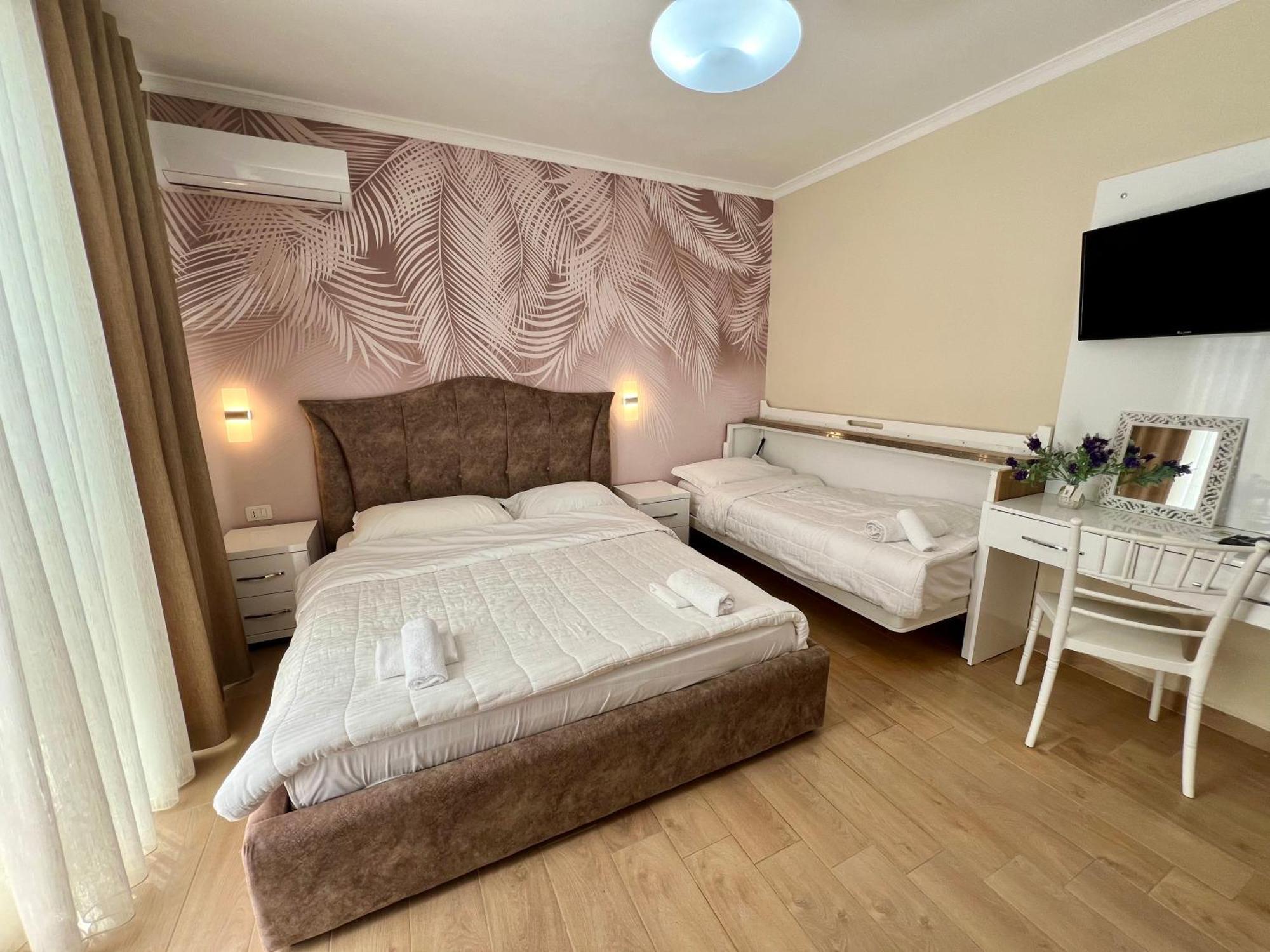 The Wish House Apartment โกเลม ภายนอก รูปภาพ